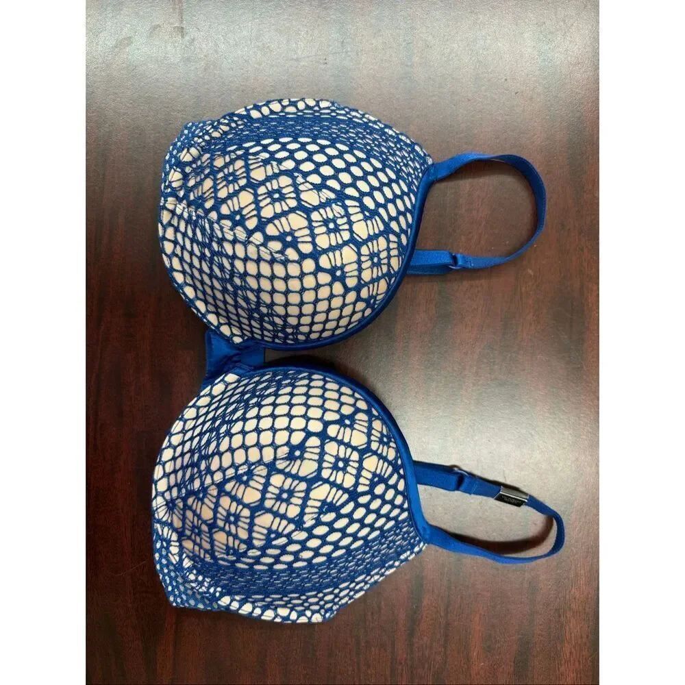 New Victoria’s Secret Very Sexy Push-Up Bra Size 34DD